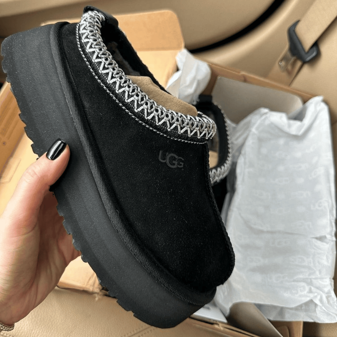 UGG Tazz Slipper Black